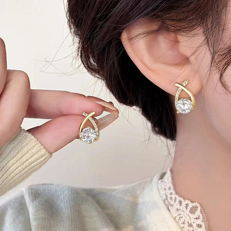 Tessa LILI Teardrop Moissanite Diamond Earrings