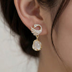 Korean Pearl style Peacock and white Earring