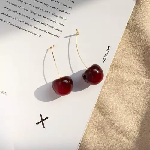 CHERRY EARRING